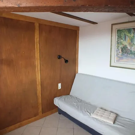 Ideally Located With Viewsappartement De Caractere Avec Belle Vue Διαμέρισμα *